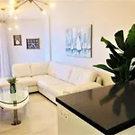 Rentcostadelsol Dona Sofia 3d Fuengirola