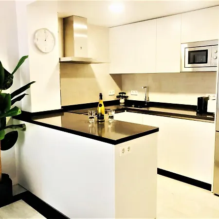 Rentcostadelsol Dona Sofia 3d * 푸엔히롤라